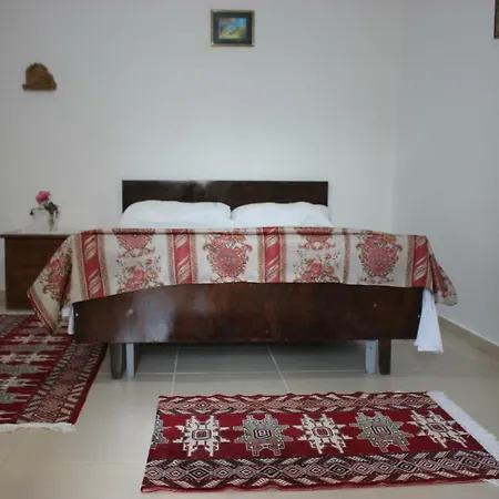 Noah&kristel Aparthotel 3*