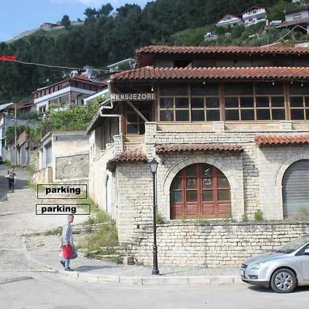 Noah&kristel Aparthotel